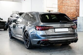 Audi RS4 Avant Competition+ - 7
