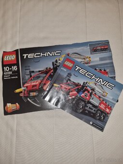 Lego technic - Letištní záchranné vozidlo - 42068 - 7