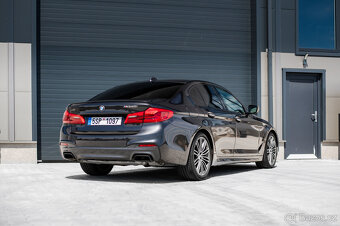 BMW M550i, 340kW - 7