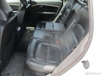 VOLVO XC70 2,4D 120KW CROSSCOUNTRY AWD GPS XENON 2013 - 7
