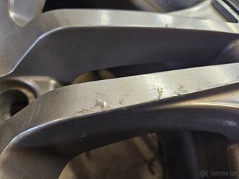 Kompletní kola na AudiQ5 Zimní pneu 255=45R20 - 7