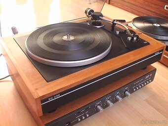 gramofon TESLA NC 430 - 7