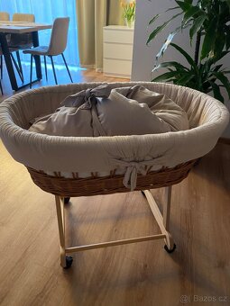 Mojžíšuv koš s péřovou zavinovačkou - 7