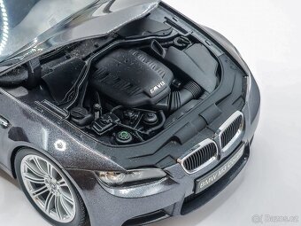 BMW E92 M3 1:18 Kyosho - 7