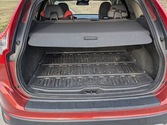VOLVO XC60 2,4 5 cylindrów Inscription Webasto - 7
