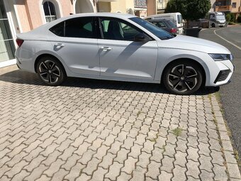 Prodám Škoda Octavia 4 2.0 TDI 110 kW DSG 2021 - 7