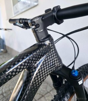 Horské kolo Leonardi Factory Racing DARKLITE Carbon 29″ - 7