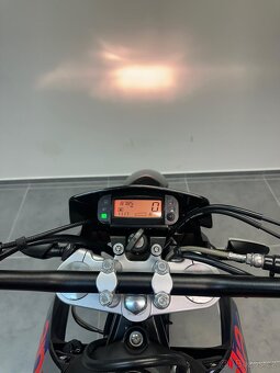 Aprilia SX 125 - 7