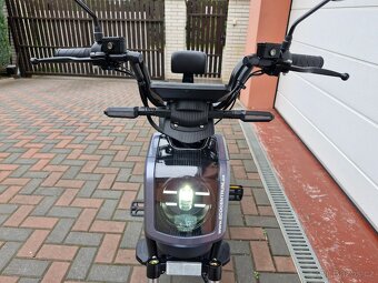 Elektroskútr RACCEWAY PAŘEZ 25, bez ŘP - 7