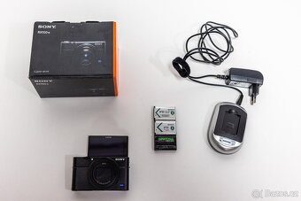 Sony RX100 mk VI + 3 náhradní baterie + karta + nabíječka - 7