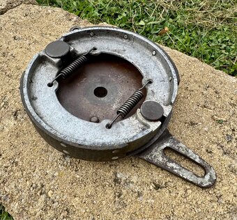 Jawa 175 250 speciál - brzdové štíty - 7