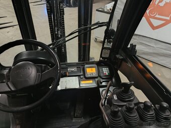 Čelni vozík Toyota 02-8FGF20 s pozicionerem - 7