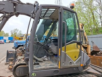 MECALAC 10 MCR - 7