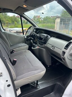 Opel Vivaro L1H1 6 míst k sezení - 7