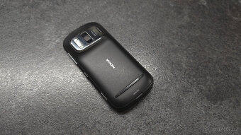Nokia 808 PureView - 7