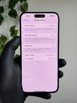 iPhone 15 Pro Max 256GB modrý - 7
