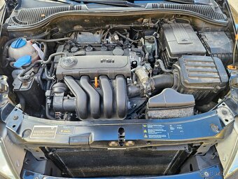 Škoda Octavia 2.0 fsi kombi Elegance - 7