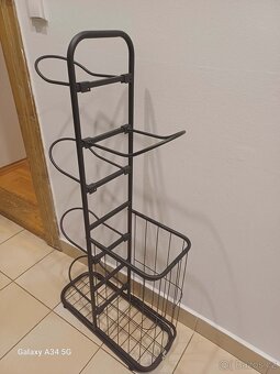 Stojan na míče s 6 policemi a košem - 7