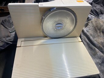 Kráječ na chleba AEG retro - 7