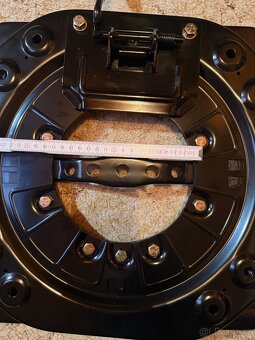 Otočná konzole pro přední sedačku - 7