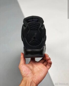 Jordan 4 Black Cat 43 - 7