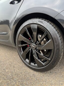 Audi OEM S3 alu kola - R18 225/40 - 7