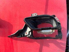 BMW X5 G05 Černé koncovky výfuků 8078669/8078670 - 7