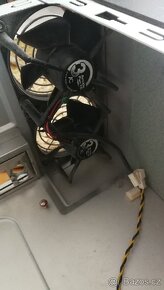 Odhlučněná skříň se zdrojem Arctic Cooling Silentium T1
- 7