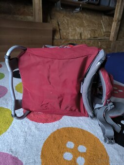 Osprey Poco PLUS (dětské turistické nosítko batoh - 7