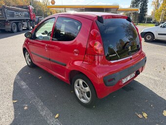 PEUGEOT 107,1.0 benzín 50kW, 43000KM,1majitel - 7
