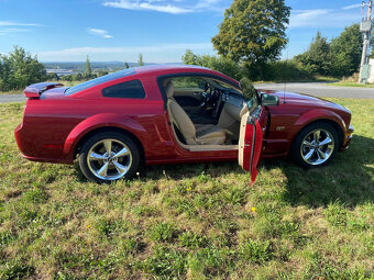 Ford Mustang 2006 - 7
