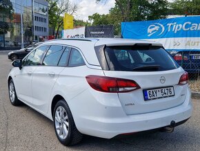 Opel Astra 1.4T SPORTS TOURER + 1.MAJITEL rok 2018 - 7