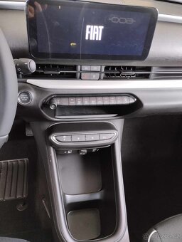 Fiat 600 1.2T Hybrid 100k MHEV eDCT6 - 7