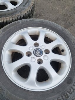 195/65 R15 celoroční pneu, disky Volvo v40 - 7