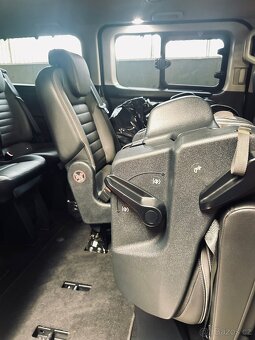 Ford TOURNEO CUSTOM 2019 - 7