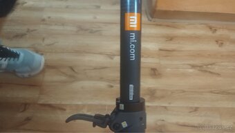 Xiaomi electric scooter mi essential, velmi dobrý stav - 7