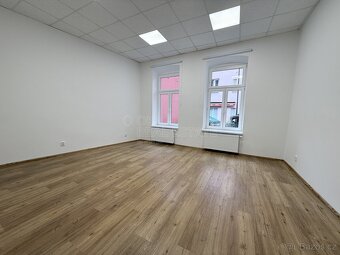 Pronájem nebytových prostor - Ostrava - ul. Nádražní - 7