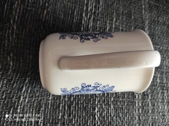 Hrníček holandský motiv v 10 1/2 cm - 7