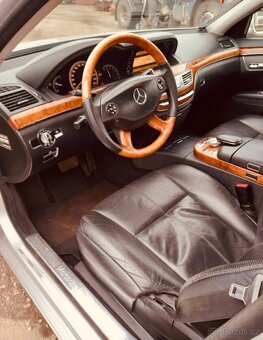 Mercedes Benz W221 - 7