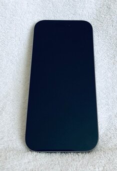 Apple iPhone 16 Pro 256GB Natural Titanium - NOVÝ - 7