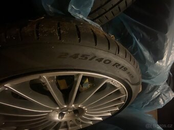 245/40/19 sada letních Pirelli - 7