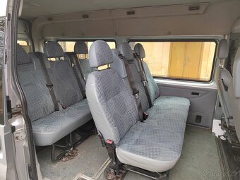 Ford Transit 2.4 TDCi 85 kW - 9 míst - plošina - 7