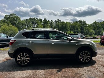 Nissan Qashqai 1,6i 84kW, r.v. 2010, TOP STAV - 7