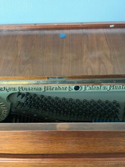 Historické piano August Förster - 7