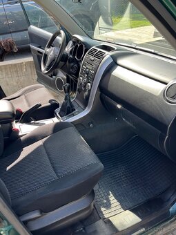 Prodám Suzuki Grand Vitara 2.0 benzín 4x4 - 7