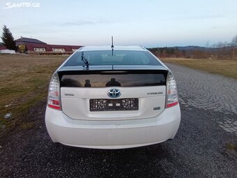 Toyota Prius, 1.8HSE hybrid VYHREV SEDAD - 7