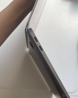 MacBook Air s čipem Apple M1 (2020) - 7