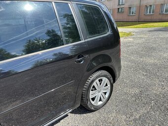 VOLKSWAGEN TOURAN 1,9 TDI 77kW - 7