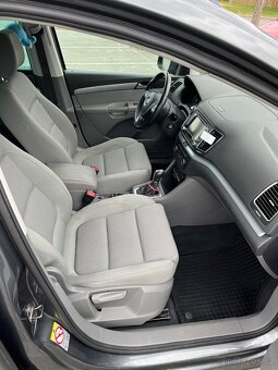 VW Sharan 2,0 tdi 103 kw dsg r.v.2011 - 7