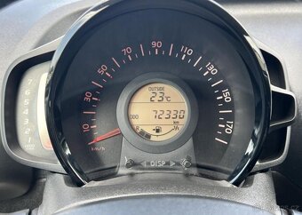 Peugeot 108 1.0i KLIMATIZACE TEMPOMAT ALU manuál 51 kw - 7